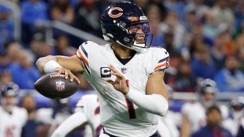 Justin Fields will remain as the Bears starting quarterback