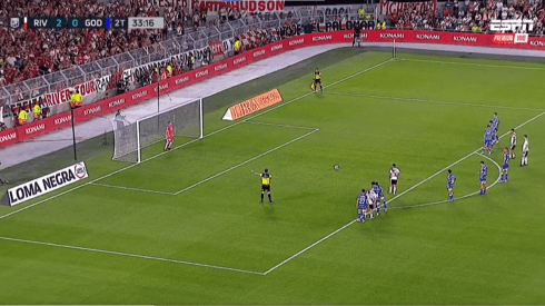 VIDEO | ¡Otra vez de penal! Barco anotó  el tercer gol de River