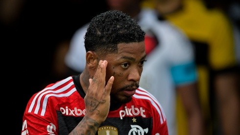 Marinho com a camisa do Flamengo - Foto: Thiago Ribeiro/AGIF