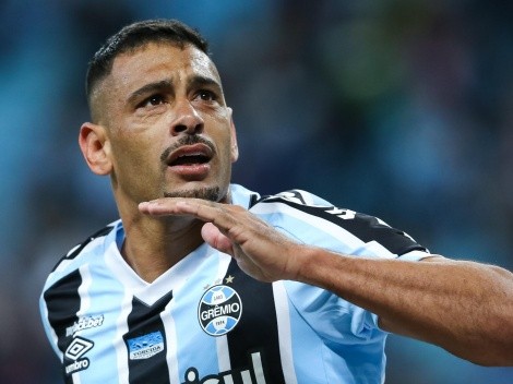 Diego Souza revela atuar com hérnia inguinal no Grêmio e diz que