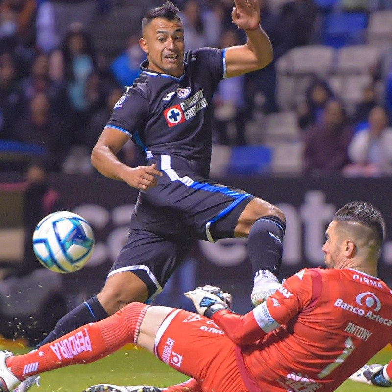 Extranjero de Cruz Azul reconoce su falta de goles y confía en ganarse la titularidad