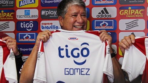 'Bolillo' Gómez se comparó con Shakira para bajar la presión en Junior