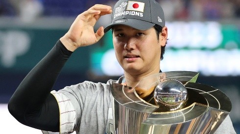 Shohei Ohtani with this 2023 WBC Trophy