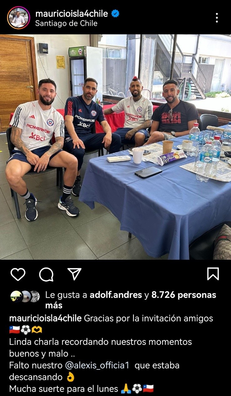 Mauricio Isla Claudio Bravo Arturo Vidal Eugenio Mena Selección Chilena
