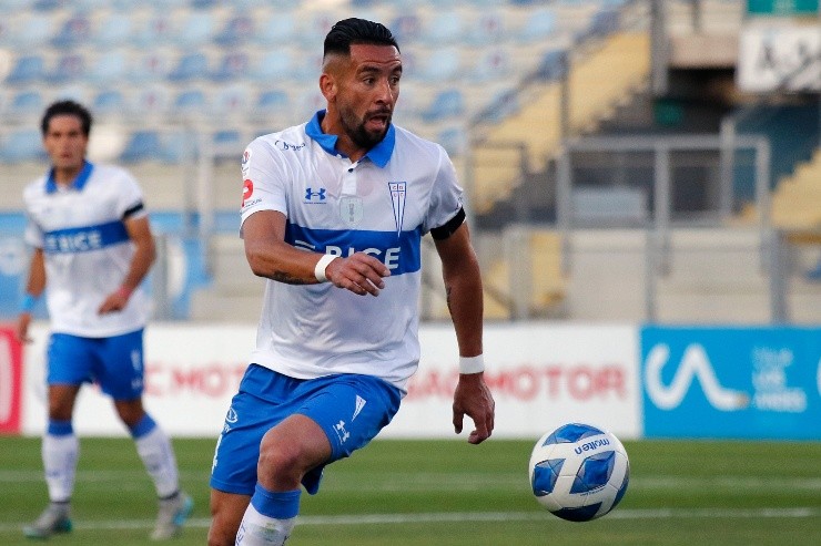 Isla vive momentos complicados en la UC | Foto: Agencia Uno 