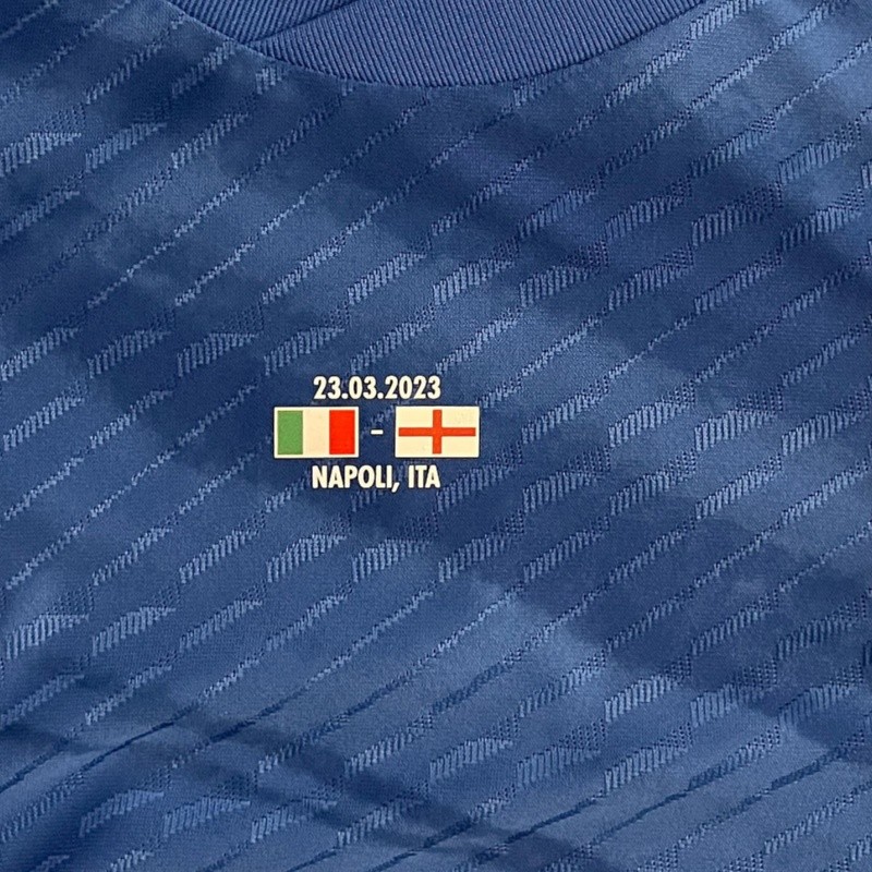 Camiseta especial: Italia rendirá homenaje a Luca Vialli