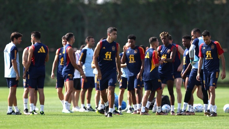 Rodri en entrenamiento con España.