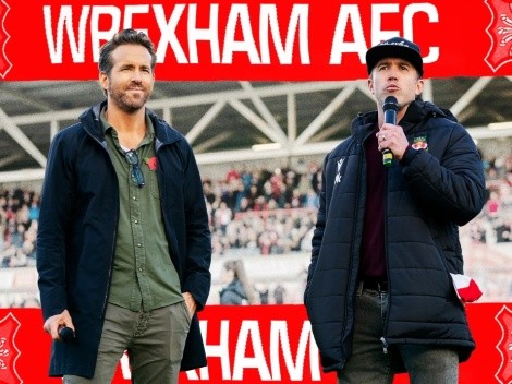 Wrexham sign former Manchester United star for promotion push