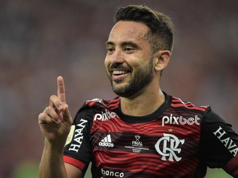 Éverton Ribeiro e +2: Braz minimiza situação contratual de campeões pelo Flamengo