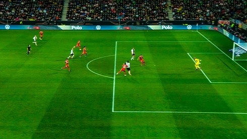 Perú tuvo 2 errores en defensa y Alemania marcó el 1-0 en Mainz