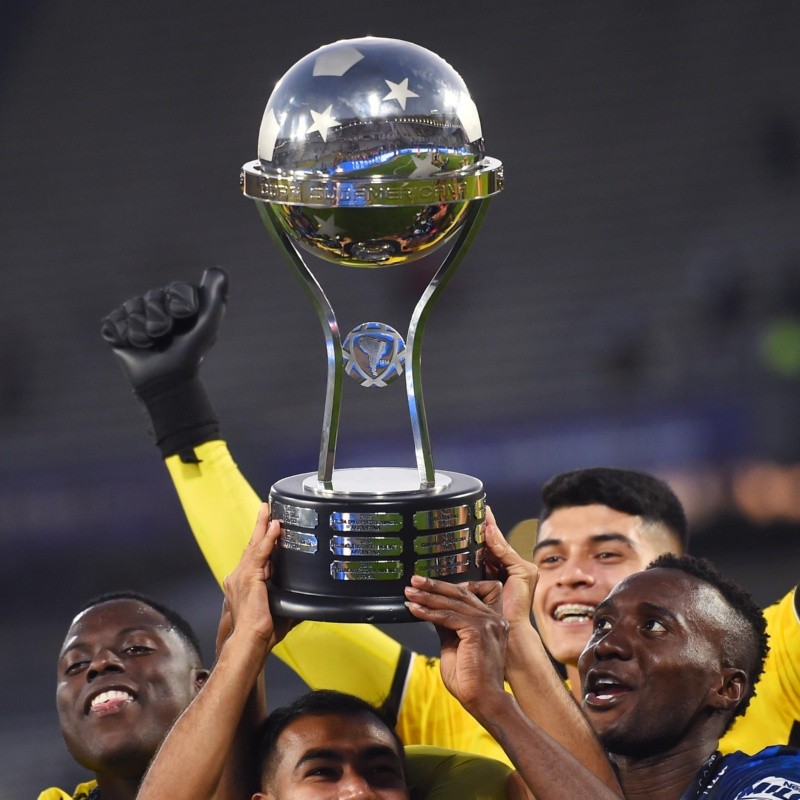 ¿Quién ganó la última Copa Sudamericana y quién fue el ganador el año pasado?