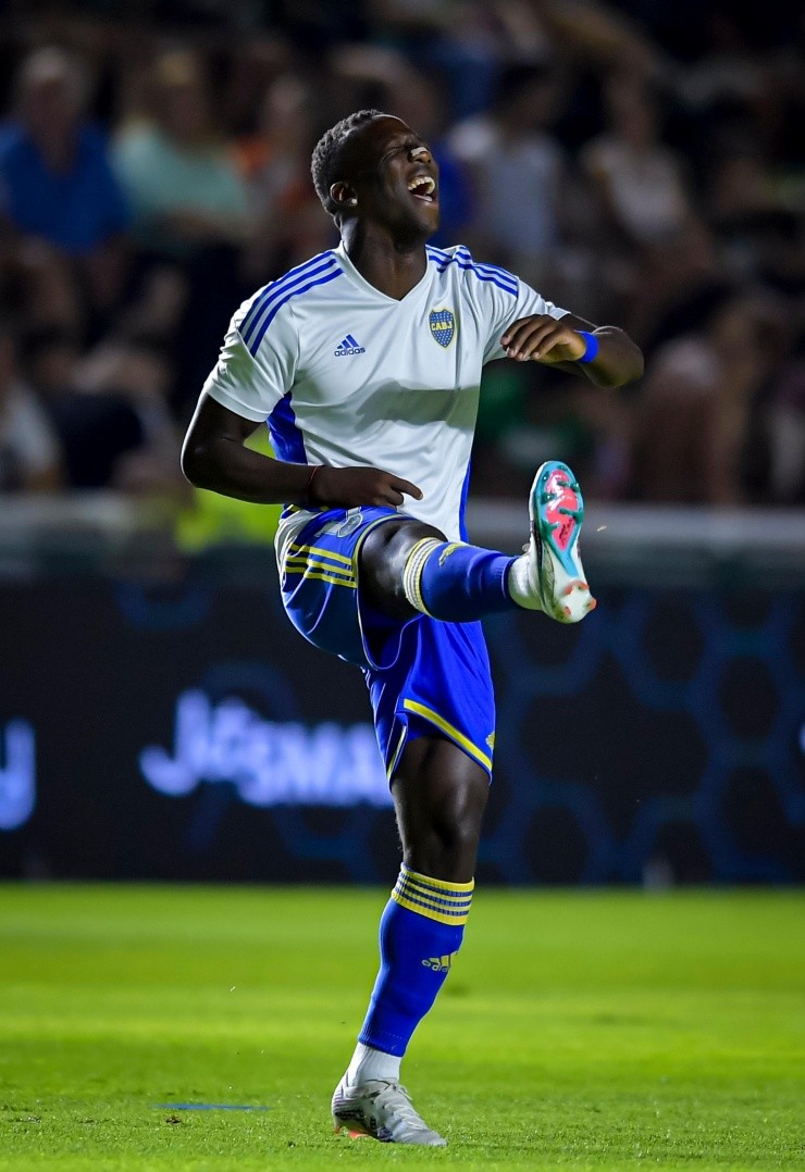 Luis Advíncula (Foto Getty)