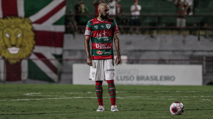 Foto: Guilherme Drovas/AGIF - Portuguesa quer continuar com Daniel Costa