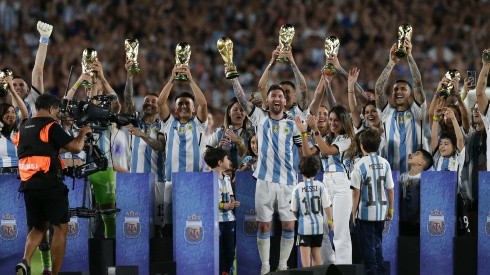 Bronca entre los campeones con Argentina: "Seguí teniendo los pies sobre la tierra"