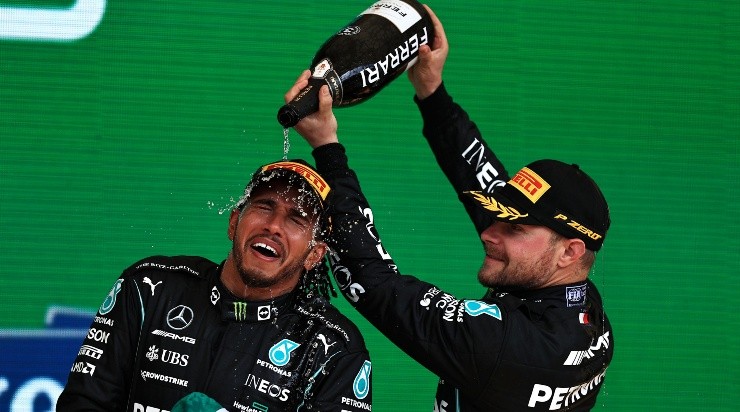 Bottas por detrás de Hamilton, una imagen repetida. (Getty Images)