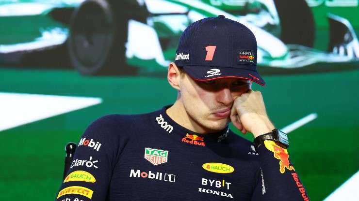 La excusa de Verstappen por perder con Checo en Yeda