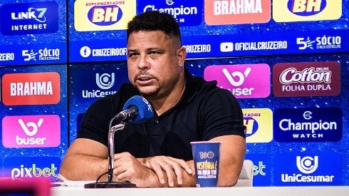Ronaldo age no mercado e Cruzeiro está a um passo de anunciar contratação