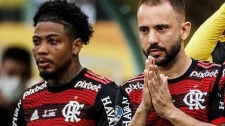 Flamengo prepara a saída de cinco jogadores do elenco; medalhão