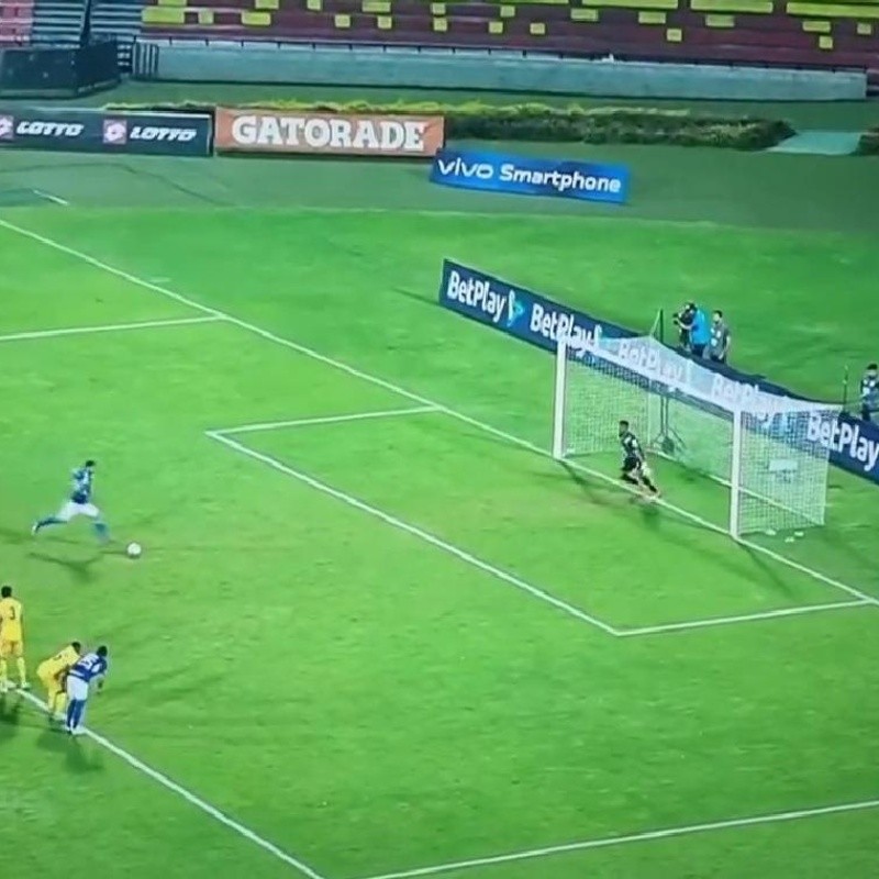 Paren todo, que volvió Luis Carlos Ruiz a Millonarios: golazo ante Bucaramanga