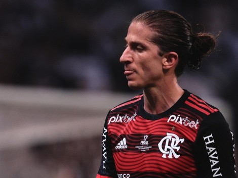 Filipe Luís dá invertida em críticos após vitória do Flamengo