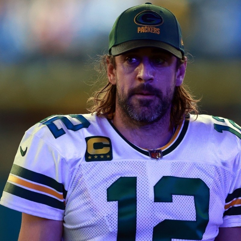 Aaron Rodgers' Packers contract is reportedly official, and the numbers are  staggering