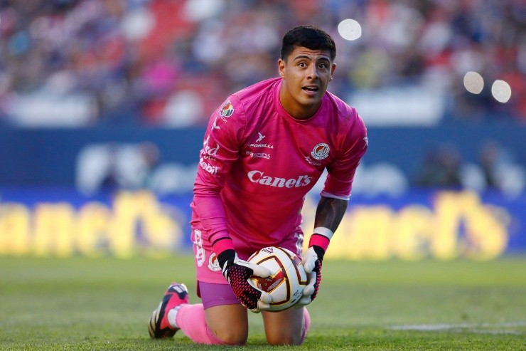 David Ochoa tuvo un buen debut con San Luis (Imago7)