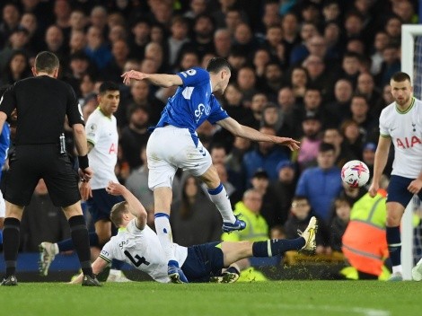 Everton se lo empató a Tottenham con golazo de larga distancia