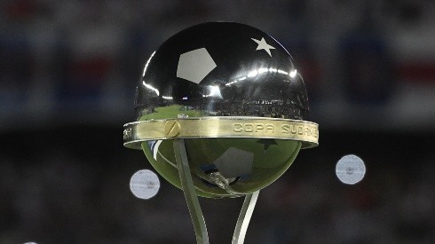 ¿Quién es el equipo más ganador de la Copa Sudamericana y cuántos títulos tiene?