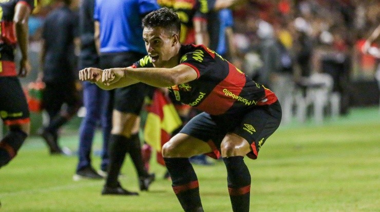 Foto: Rafael Vieira/AGIF - Labandeira comemorando gol contra o Retrô.