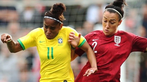 Barbosa Francisleide of Brazil and Lucy Bronze of England