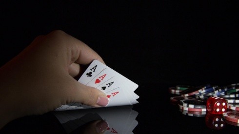 O primeiro campeão mundial de poker foi escolhido por uma eleição (Foto: Reprodução/PIxabay)