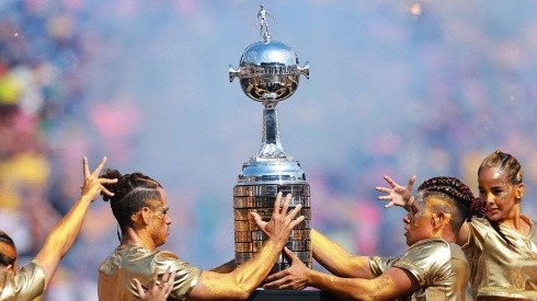 Trofeo de la Copa Libertadores.