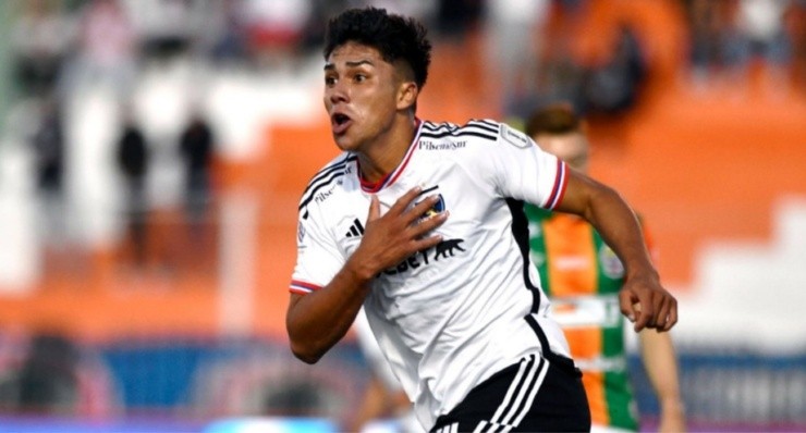 Pizarro ha tomado protagonismo en Colo Colo | Foto: Photosport 