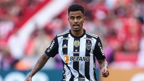 Foto: Pedro H. Tesch/AGIF - Allan chegou ao Galo em 2020.