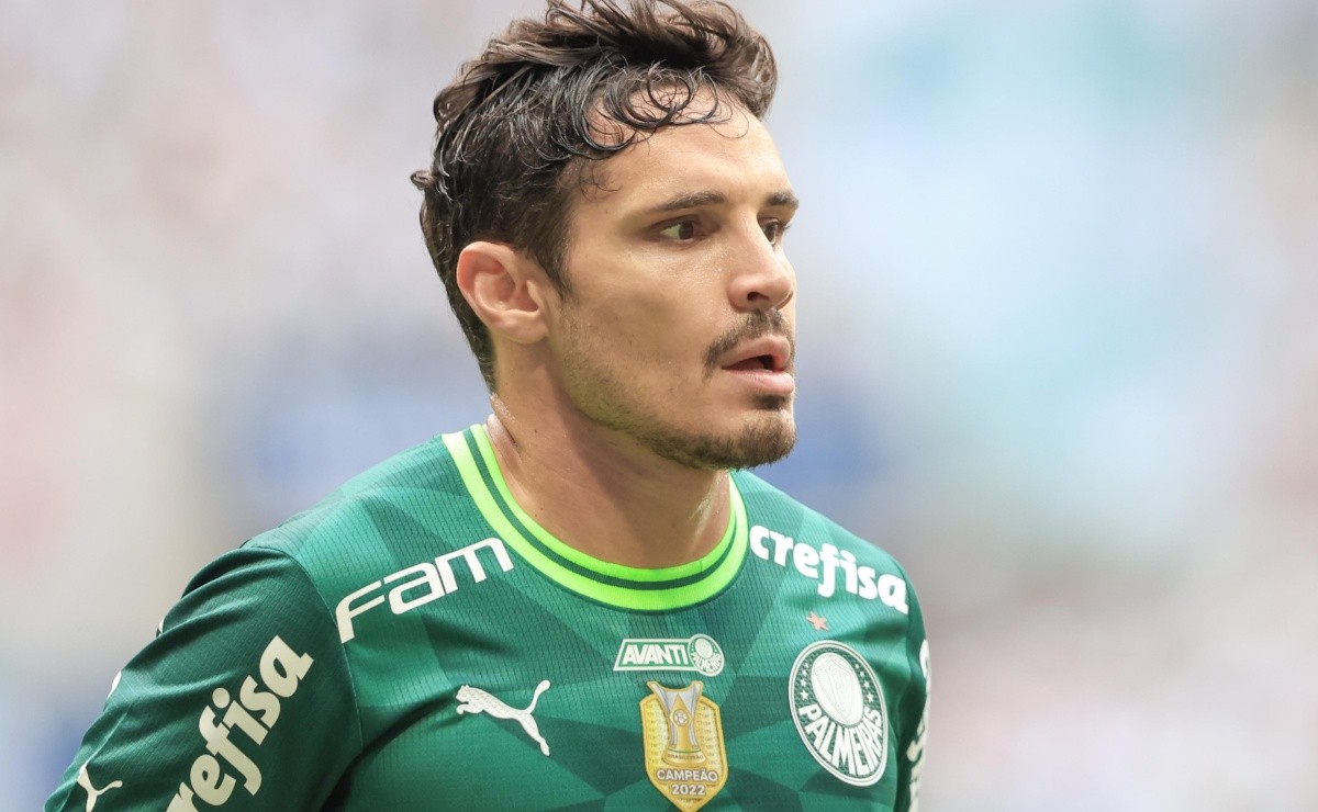 Rony sofre fratura no antebraço, vai passar por cirurgia e desfalca o  Palmeiras nos dois últimos jogos do Brasileiro