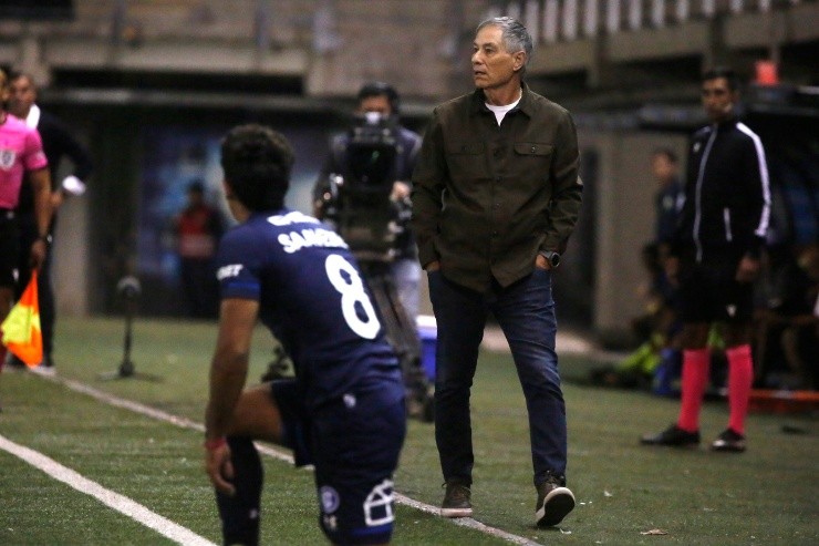 Ariel Holan Universidad Católica