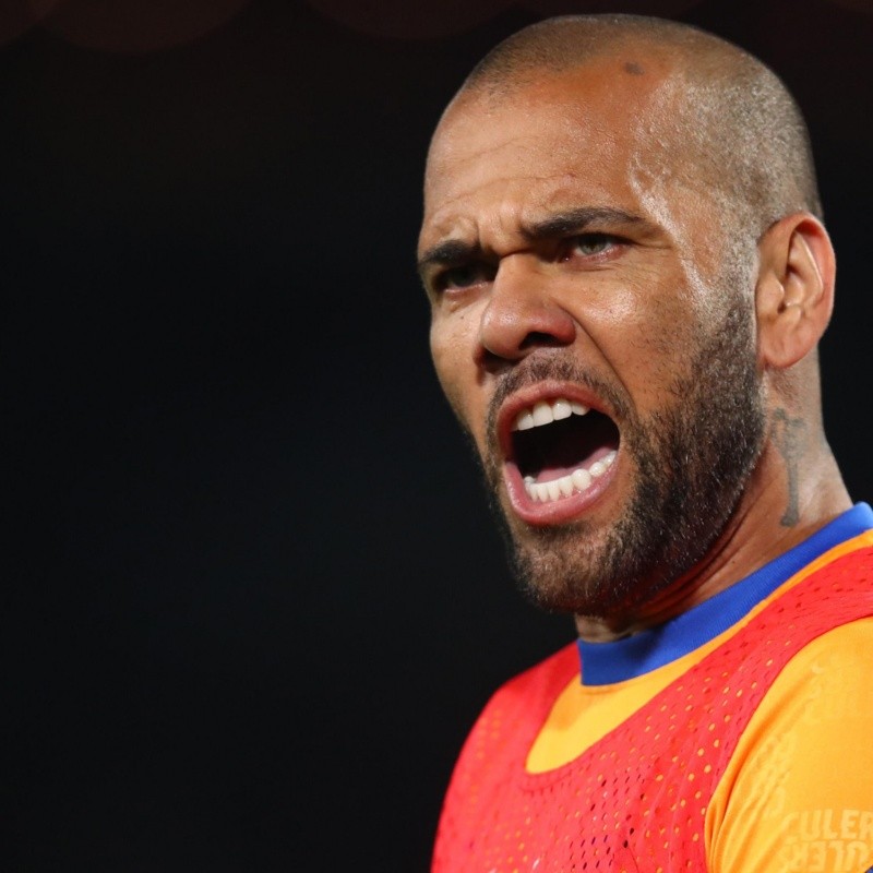 Dani Alves, el futbolista más ganador de la historia, sumaría un título más en la cárcel