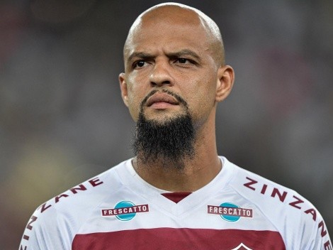 Felipe Melo provoca Flamengo e leva torcida do Fluminense à loucura