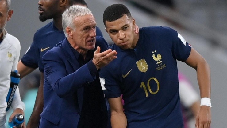 Didier Deschamps y Kylian Mbappe en la Final del Mundial de Qatar 2022.