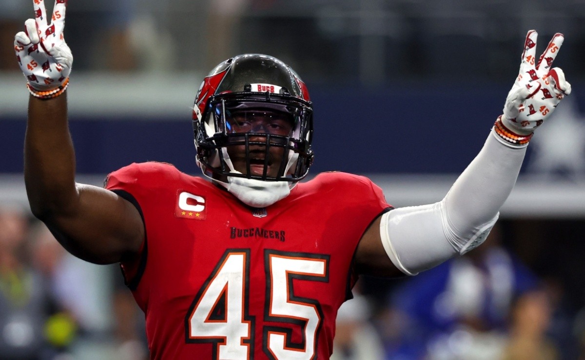 Tampa Bay Buccaneers linebacker Devin White requests trade 