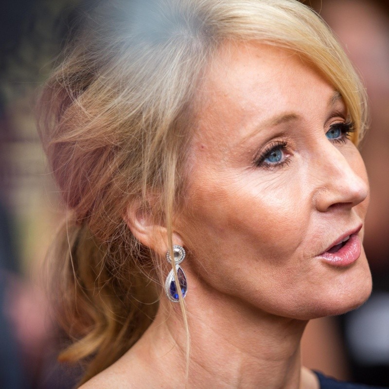 VEM AÍ! J.K. Rowling se diz empolgada para trabalhar em série de Harry Potter