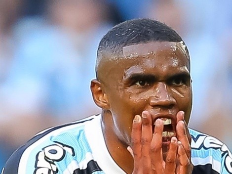 Douglas Costa faz a ‘cabeça’ e coloca guri do Grêmio pronto para mudança