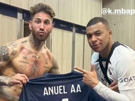 ¿Qué hace una camiseta con el nombre de Anuel AA en el vestuario del PSG?