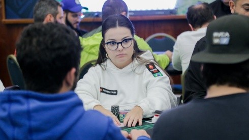 Lali Tournier é a única mulher brasileira representante do PokerStars (Foto: Divulgação/BSOP)
