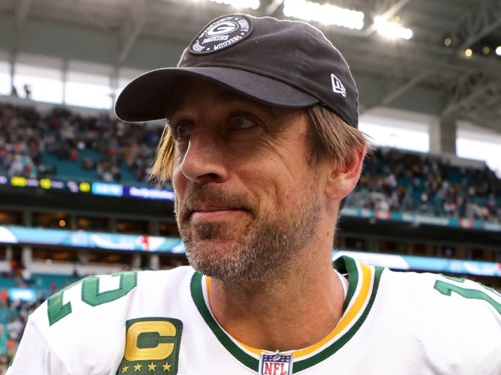 Aaron Rodgers's height, girlfriend, stats, contract, age, net worth, MVP