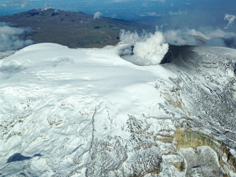 Paralizado el turismo en Caldas, Tolima y Risaralda por posible erupción del Nevado del Ruiz
