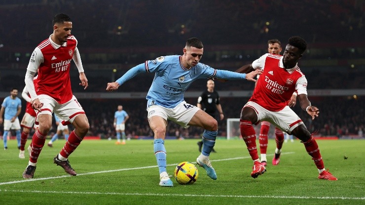 Arsenal y Manchester City definirán al campeón de la Premier League.