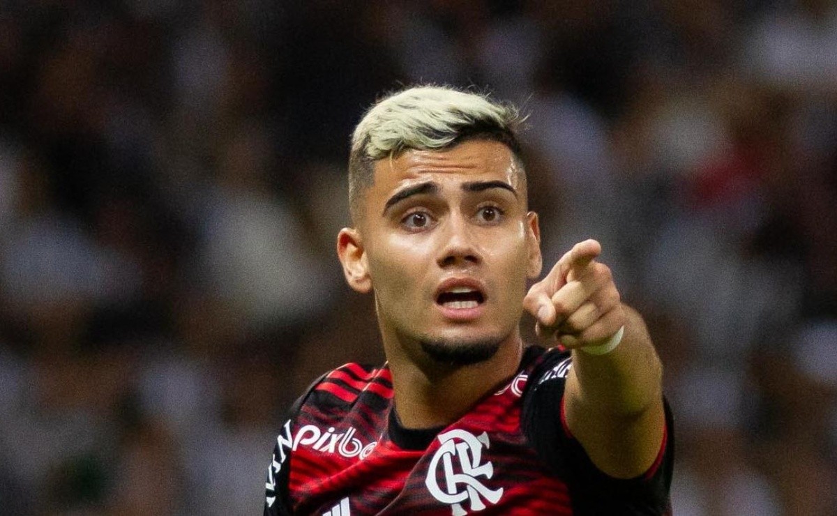 Torcedores do Palmeiras provocam Andreas Pereira, ex-Flamengo