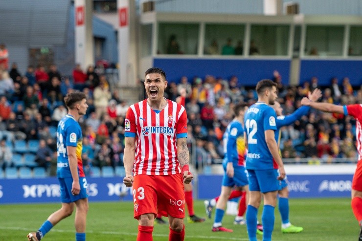 Uros Djurdjevic milita en Sporting de Gijón (Imago)