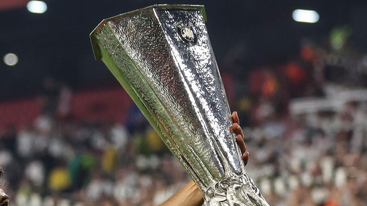 Trofeo de la Europa League.